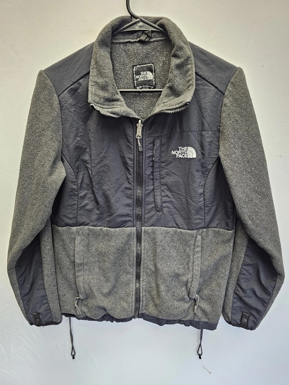 The North Face Denali Jacket Womens S Gray Black Polartec Fleece Full Zip Coat